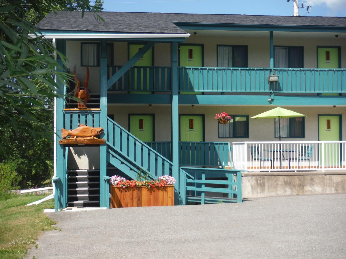 Robber'S Roost Motel New Hazelton 외부 사진
