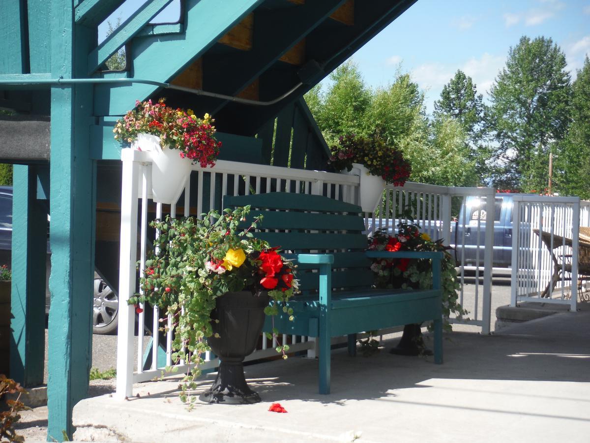 Robber'S Roost Motel New Hazelton 외부 사진
