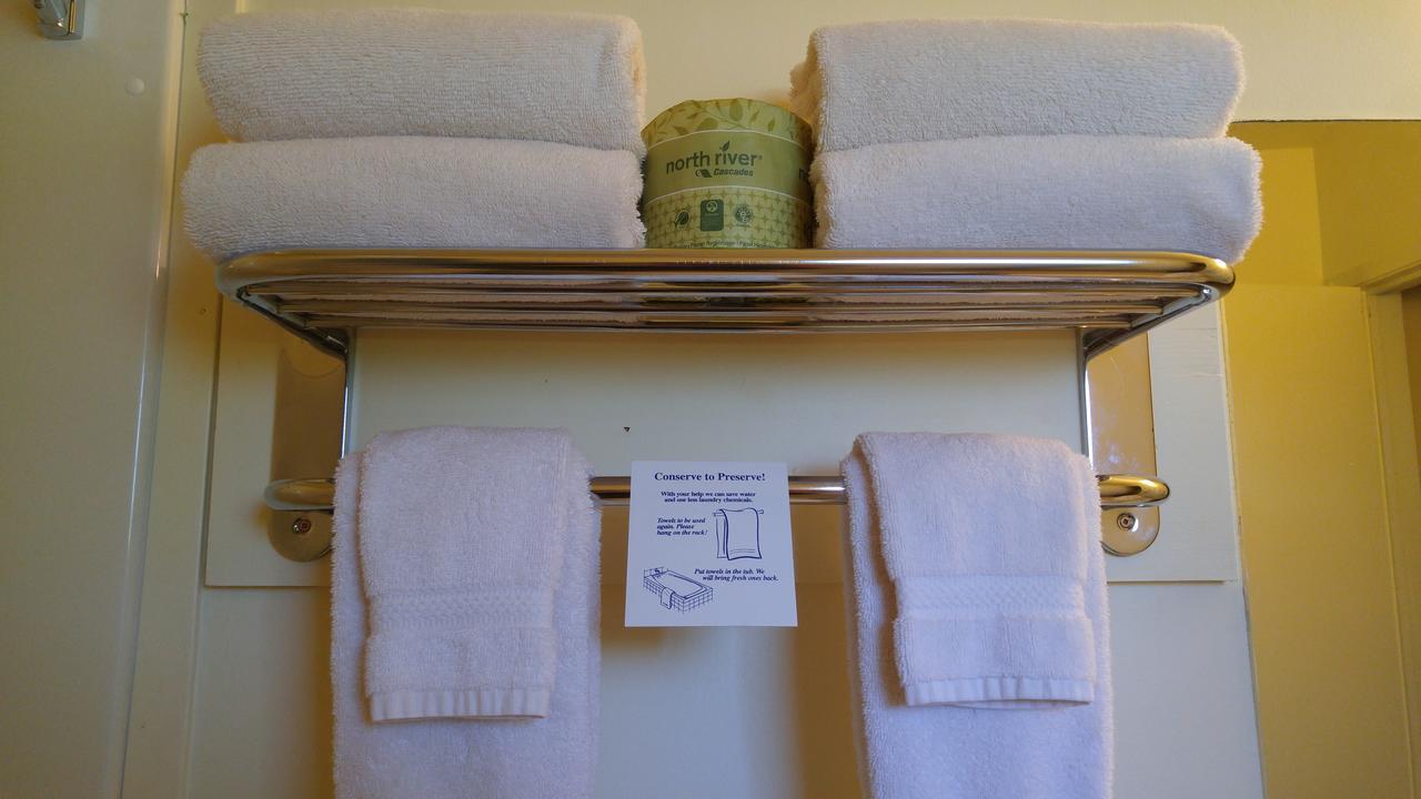 Robber'S Roost Motel New Hazelton 외부 사진