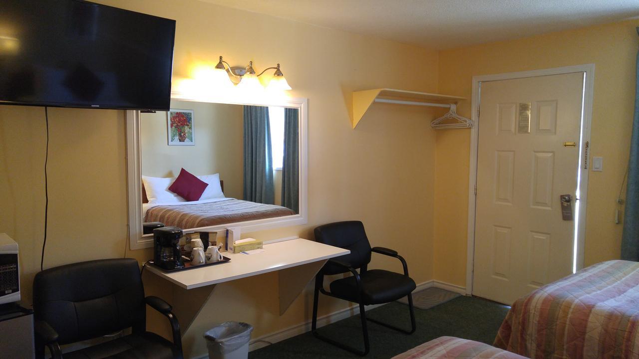 Robber'S Roost Motel New Hazelton 외부 사진